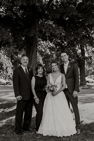Alyssa-Sam-Wisneski-1382