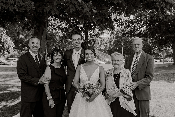 Alyssa-Sam-Wisneski-1375