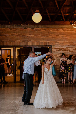 Alyssa-Sam-Wisneski-2106