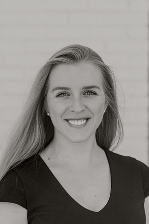 Laken-Headshot-1111