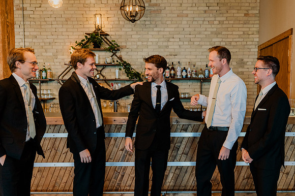 Hannah-Logan-Pruess-Wedding-1110