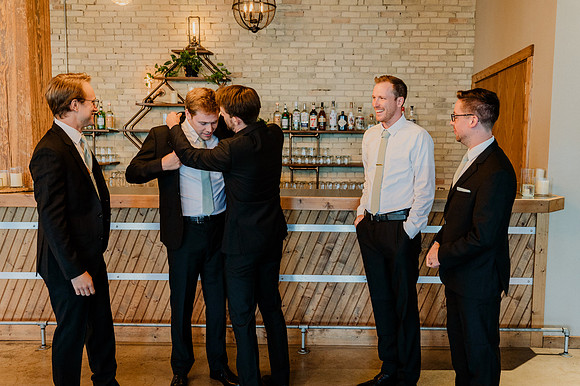 Hannah-Logan-Pruess-Wedding-1111