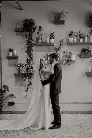 Hannah-Logan-Pruess-Wedding-1219