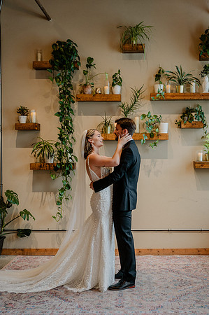 Hannah-Logan-Pruess-Wedding-1218