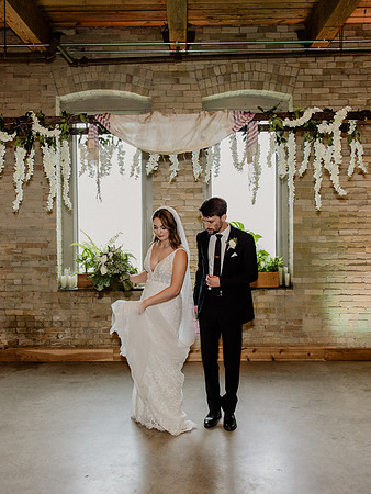 Hannah-Logan-Pruess-Wedding-1500
