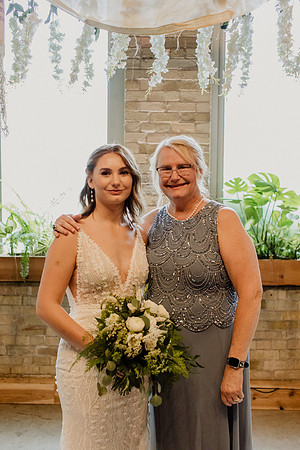 Hannah-Logan-Pruess-Wedding-1513