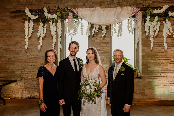 Hannah-Logan-Pruess-Wedding-1573