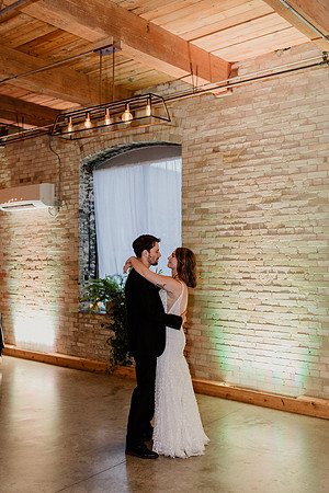 Hannah-Logan-Pruess-Wedding-2700