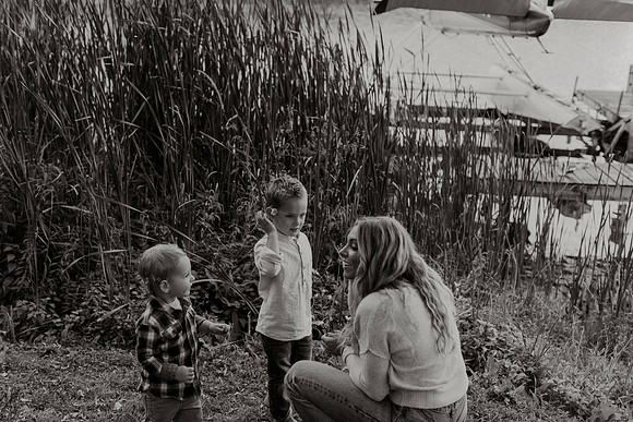 Capra-Family-22-1023