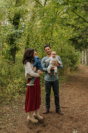 Brunette-Family-22-1009