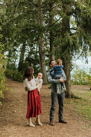 Brunette-Family-22-1015