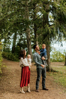 Brunette-Family-22-1016