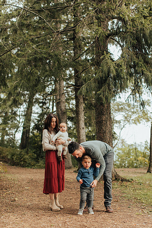 Brunette-Family-22-1052