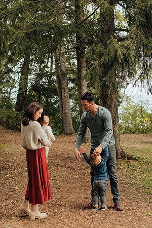 Brunette-Family-22-1053