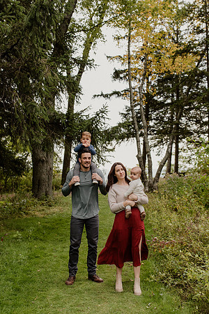 Brunette-Family-22-1073