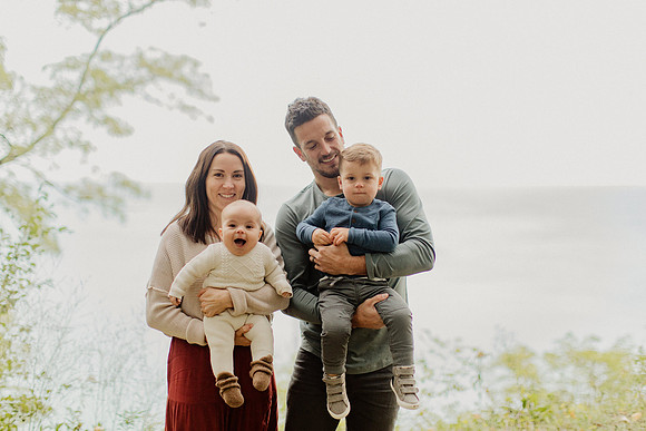Brunette-Family-22-1088