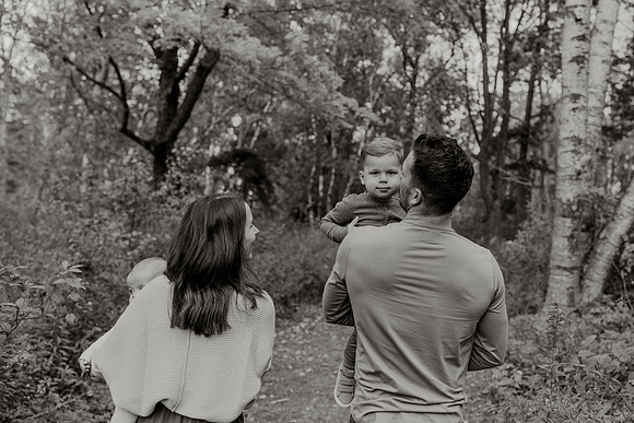 Brunette-Family-22-1092