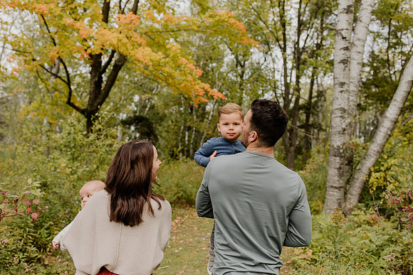 Brunette-Family-22-1093