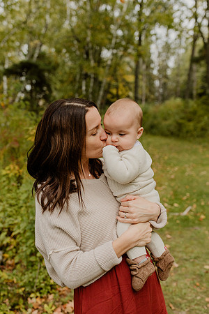 Brunette-Family-22-1108
