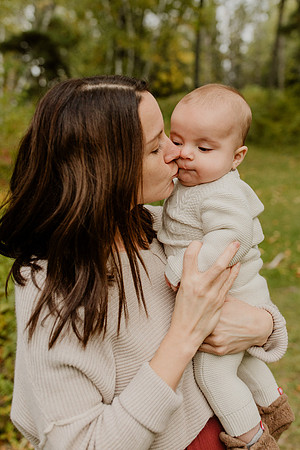 Brunette-Family-22-1109