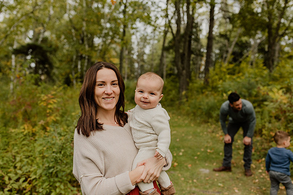 Brunette-Family-22-1111
