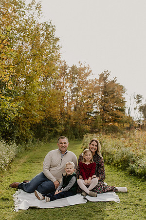 Nielsen-Family-1040