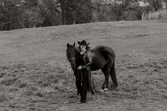 sam-horses-22-1024