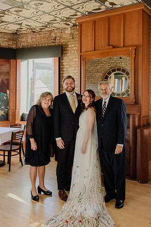 LauraH-TimB-Wedding-1464