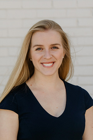 Laken-Headshot-1109