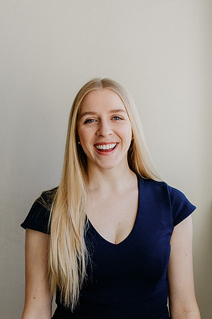 Laken-Headshot-1016