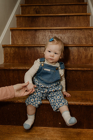 Zoe-silha-1year-1047