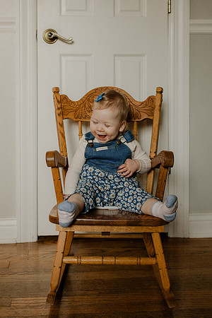 Zoe-silha-1year-1048