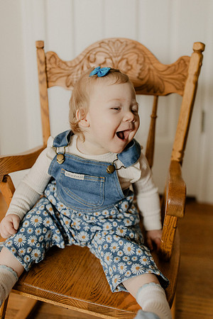 Zoe-silha-1year-1061