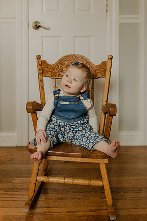 Zoe-silha-1year-1073