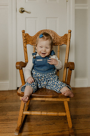 Zoe-silha-1year-1076