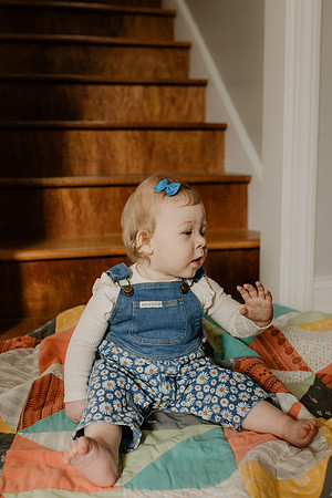 Zoe-silha-1year-1085