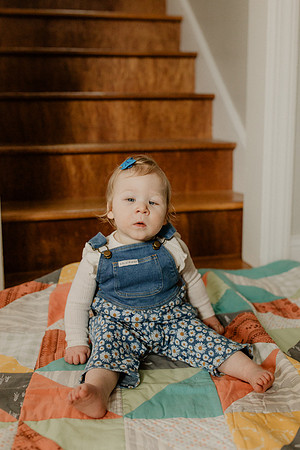 Zoe-silha-1year-1089