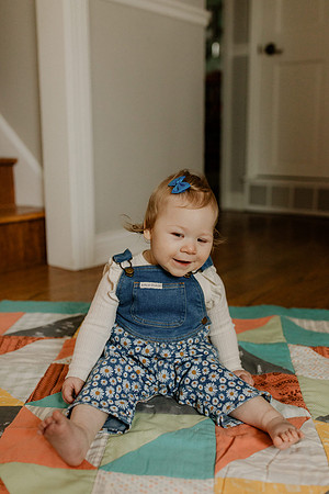 Zoe-silha-1year-1102