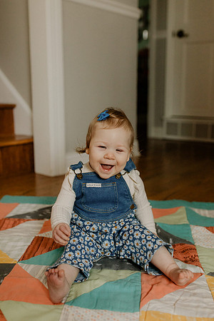 Zoe-silha-1year-1105