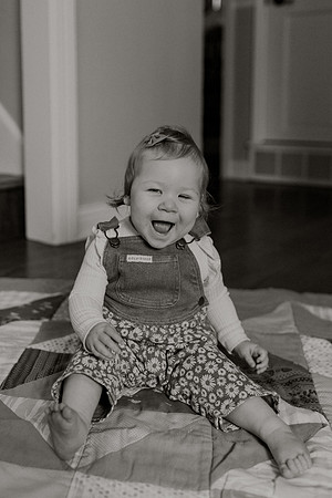 Zoe-silha-1year-1106