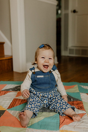 Zoe-silha-1year-1107