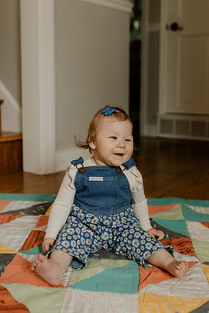 Zoe-silha-1year-1112