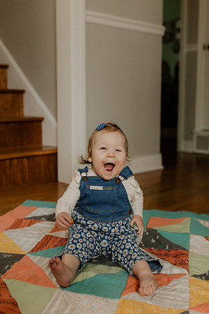 Zoe-silha-1year-1117