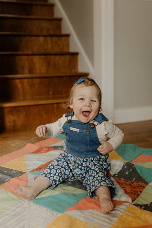 Zoe-silha-1year-1121