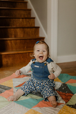 Zoe-silha-1year-1122