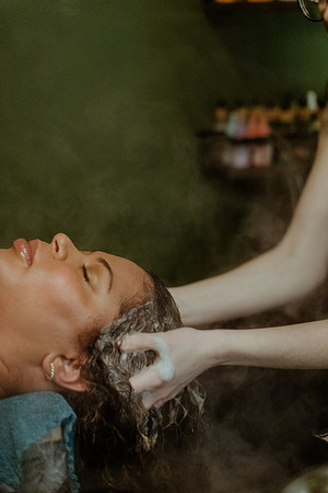luna-lu-head-spa-model-3-1072