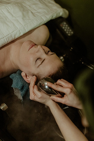 luna-lu-head-spa-model-4-1082