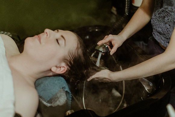 luna-lu-head-spa-model-4-1094