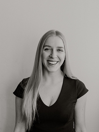 Laken-Headshot-1020