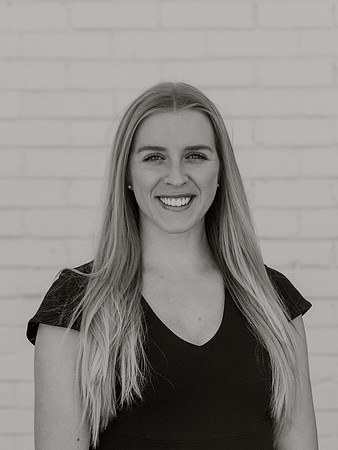 Laken-Headshot-1100